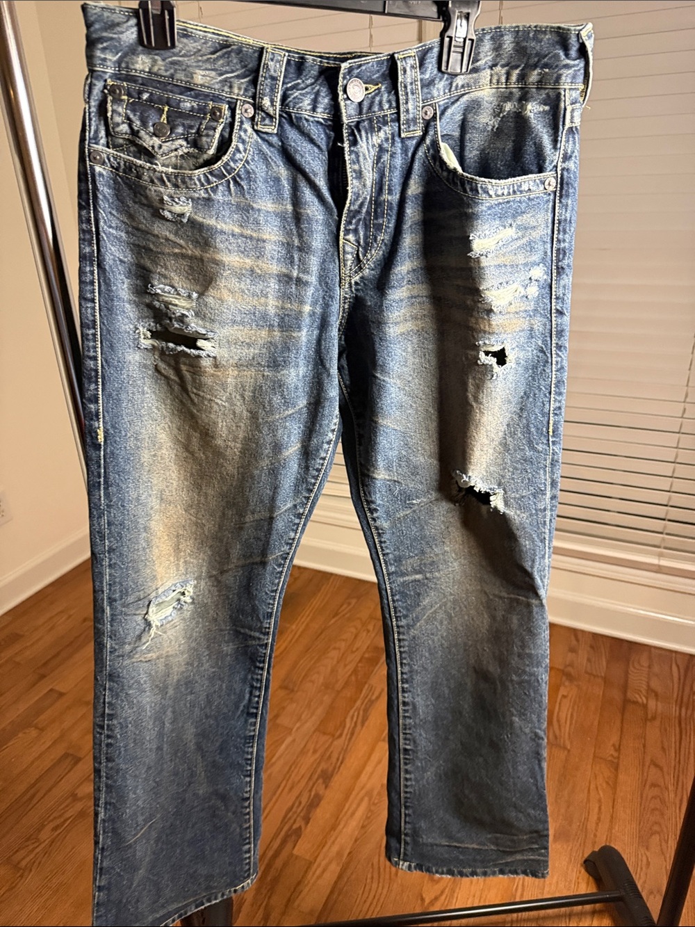 True Religion Men's Distressed Blue Denim Jeans Billy relaxed bootcut sz 33